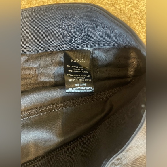 Men’s Dark Gray Weatherproof Straight Fit Pants - Picture 4 of 6